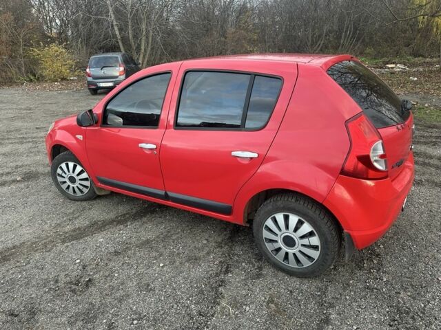 Красный Дачия Сандеро, объемом двигателя 1.4 л и пробегом 175 тыс. км за 4400 $, фото 12 на Automoto.ua