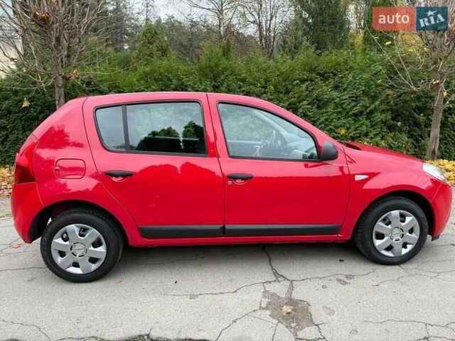 Красный Дачия Сандеро, объемом двигателя 1.39 л и пробегом 164 тыс. км за 4000 $, фото 8 на Automoto.ua