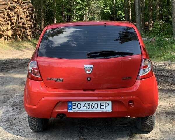 Червоний Дачія Sandero, об'ємом двигуна 1.39 л та пробігом 181 тис. км за 3999 $, фото 11 на Automoto.ua