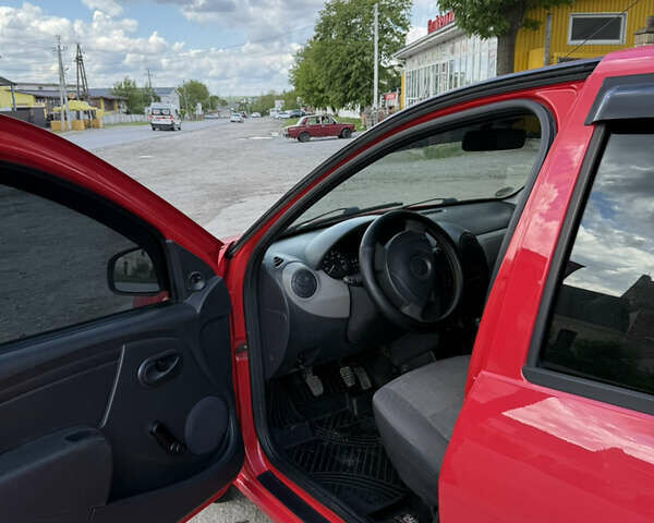 Червоний Дачія Sandero, об'ємом двигуна 1.39 л та пробігом 235 тис. км за 4050 $, фото 5 на Automoto.ua