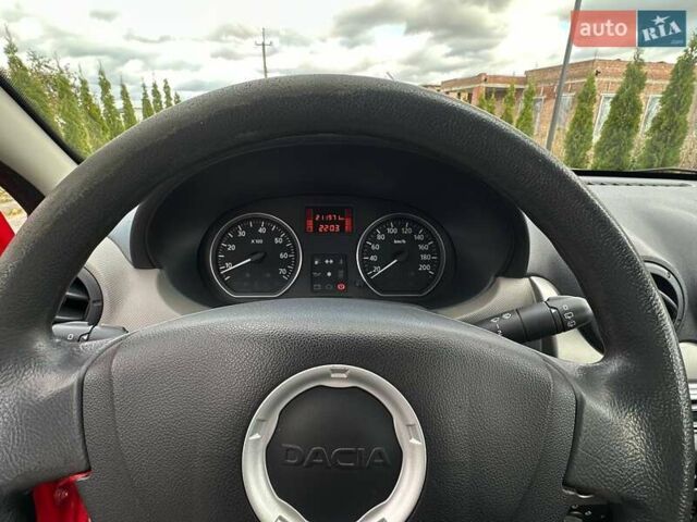 Дачія Sandero 2009 у Луцьку на Automoto.ua Червоний Дачія Sandero, об'ємом двигуна 1.4 л та пробігом 212 тис. км за 3950 $, фото 17 на Automoto.ua