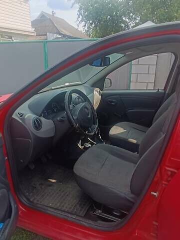 Червоний Дачія Sandero, об'ємом двигуна 1.39 л та пробігом 260 тис. км за 3650 $, фото 13 на Automoto.ua