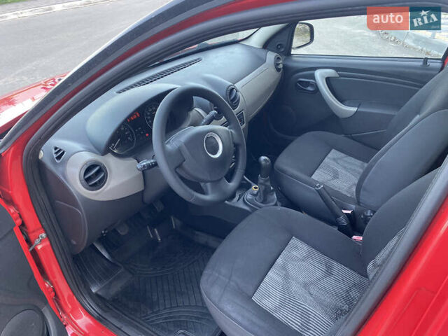 Красный Дачия Сандеро, объемом двигателя 1.2 л и пробегом 115 тыс. км за 4600 $, фото 13 на Automoto.ua