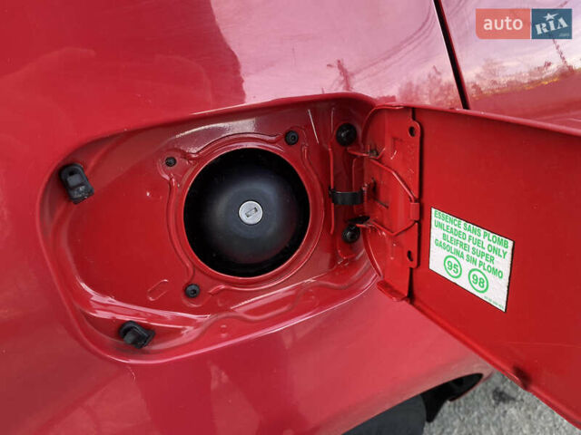 Красный Дачия Сандеро, объемом двигателя 1.2 л и пробегом 115 тыс. км за 4600 $, фото 17 на Automoto.ua