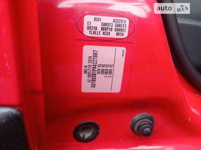 Червоний Дачія Sandero, об'ємом двигуна 1.2 л та пробігом 180 тис. км за 4299 $, фото 12 на Automoto.ua