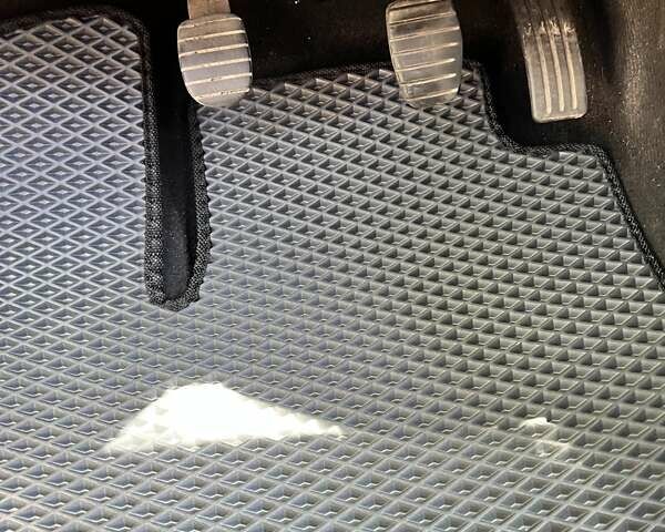 Красный Дачия Сандеро, объемом двигателя 1.15 л и пробегом 173 тыс. км за 4300 $, фото 15 на Automoto.ua