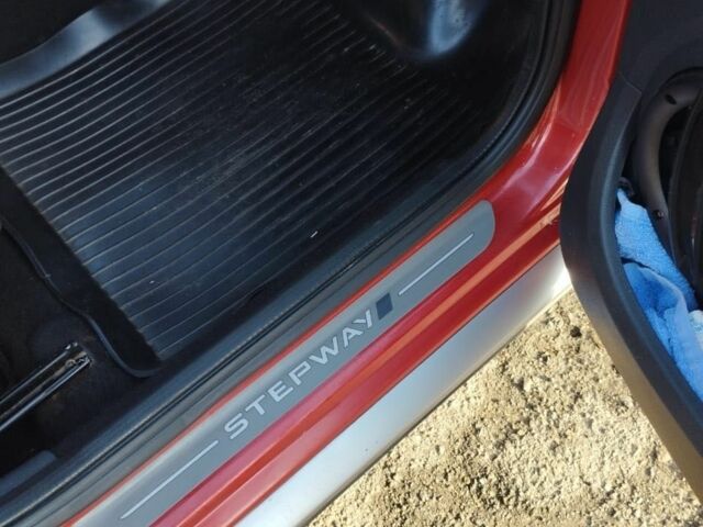 Червоний Дачія Sandero, об'ємом двигуна 1.6 л та пробігом 194 тис. км за 7544 $, фото 5 на Automoto.ua