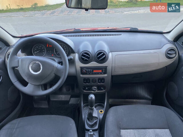 Красный Дачия Сандеро, объемом двигателя 1.2 л и пробегом 115 тыс. км за 4600 $, фото 18 на Automoto.ua