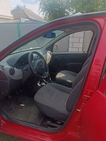 Червоний Дачія Sandero, об'ємом двигуна 1.39 л та пробігом 260 тис. км за 3650 $, фото 12 на Automoto.ua
