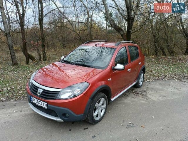 Красный Дачия Сандеро, объемом двигателя 1.6 л и пробегом 145 тыс. км за 7200 $, фото 24 на Automoto.ua