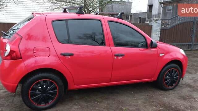 Червоний Дачія Sandero, об'ємом двигуна 1.4 л та пробігом 165 тис. км за 4200 $, фото 7 на Automoto.ua