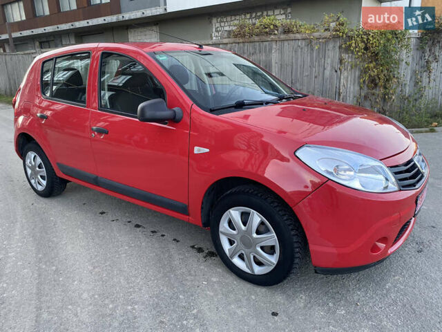 Красный Дачия Сандеро, объемом двигателя 1.2 л и пробегом 115 тыс. км за 4600 $, фото 10 на Automoto.ua