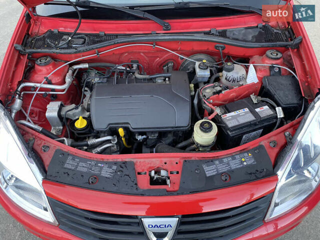 Красный Дачия Сандеро, объемом двигателя 1.2 л и пробегом 115 тыс. км за 4600 $, фото 21 на Automoto.ua