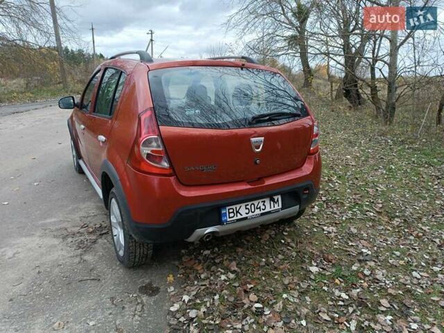 Красный Дачия Сандеро, объемом двигателя 1.6 л и пробегом 145 тыс. км за 7200 $, фото 19 на Automoto.ua