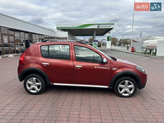 Дачия Сандеро 2011 в Виннице на Automoto.ua Красный Дачия Сандеро, объемом двигателя 1.6 л и пробегом 115 тыс. км за 6950 $, фото 5 на Automoto.ua