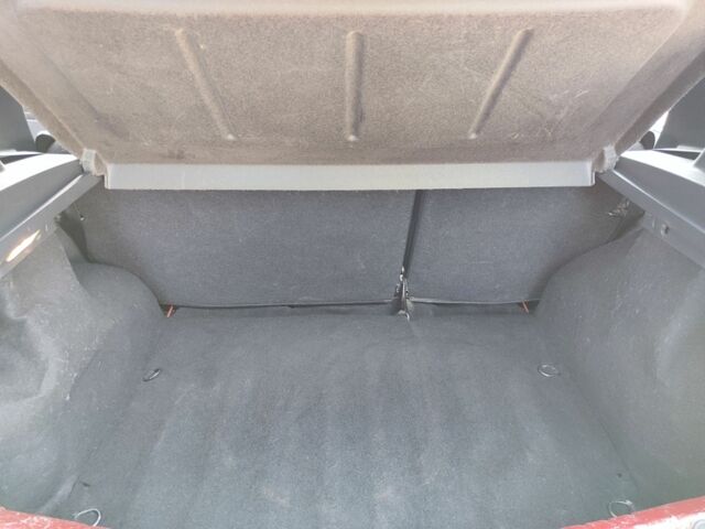 Красный Дачия Сандеро, объемом двигателя 6 л и пробегом 157 тыс. км за 6550 $, фото 22 на Automoto.ua