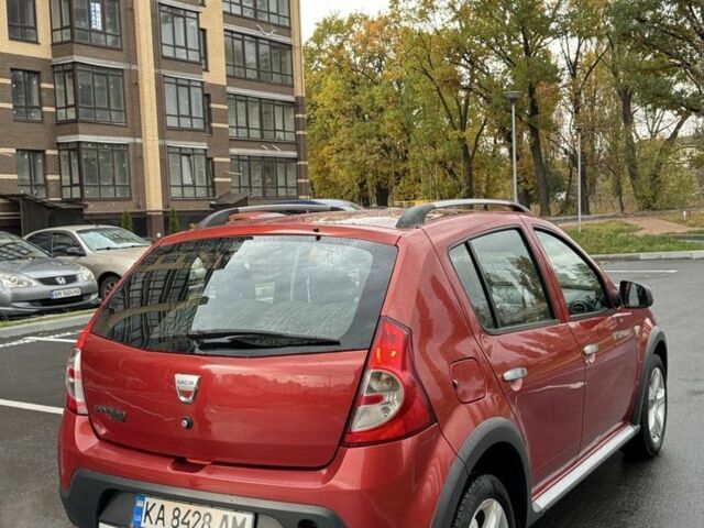 Дачія Sandero 2011 у Чернігові на Automoto.ua Червоний Дачія Sandero, об'ємом двигуна 1.6 л та пробігом 168 тис. км за 6200 $, фото 5 на Automoto.ua