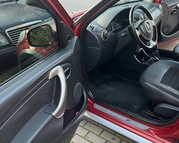 Красный Дачия Сандеро, объемом двигателя 1.6 л и пробегом 218 тыс. км за 5700 $, фото 5 на Automoto.ua