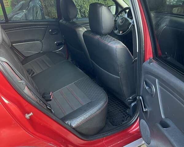 Красный Дачия Сандеро, объемом двигателя 1.6 л и пробегом 218 тыс. км за 5700 $, фото 29 на Automoto.ua