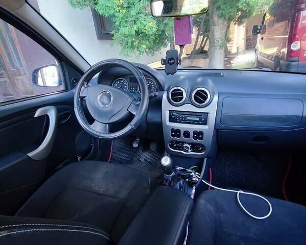 Червоний Дачія Sandero, об'ємом двигуна 1.46 л та пробігом 225 тис. км за 6000 $, фото 6 на Automoto.ua