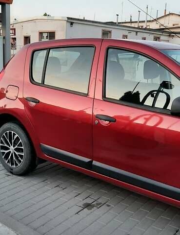 Красный Дачия Сандеро, объемом двигателя 1.2 л и пробегом 132 тыс. км за 4500 $, фото 7 на Automoto.ua