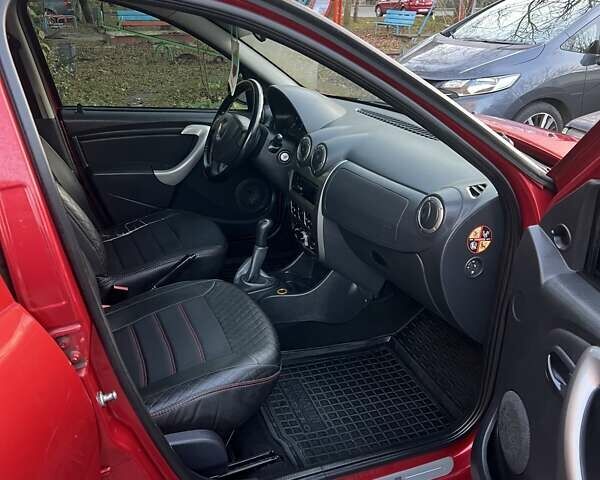 Красный Дачия Сандеро, объемом двигателя 1.6 л и пробегом 218 тыс. км за 5700 $, фото 7 на Automoto.ua