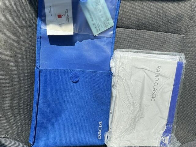 Красный Дачия Сандеро, объемом двигателя 1.1 л и пробегом 151 тыс. км за 5100 $, фото 9 на Automoto.ua