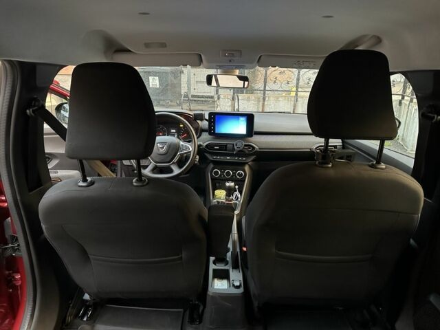 Червоний Дачія Sandero, об'ємом двигуна 1 л та пробігом 27 тис. км за 12750 $, фото 4 на Automoto.ua