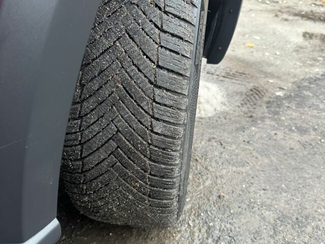 Красный Дачия Сандеро, объемом двигателя 1.6 л и пробегом 172 тыс. км за 6799 $, фото 18 на Automoto.ua