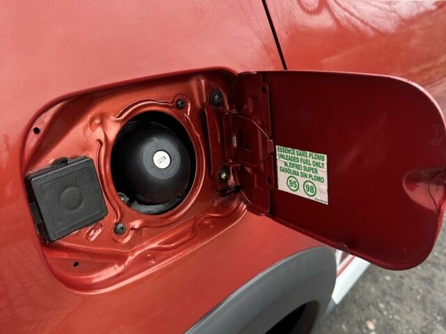 Красный Дачия Сандеро, объемом двигателя 1.6 л и пробегом 172 тыс. км за 6799 $, фото 19 на Automoto.ua