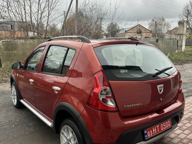 Красный Дачия Сандеро, объемом двигателя 1.6 л и пробегом 172 тыс. км за 6799 $, фото 4 на Automoto.ua