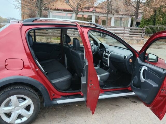 Красный Дачия Сандеро, объемом двигателя 1.6 л и пробегом 162 тыс. км за 6400 $, фото 5 на Automoto.ua