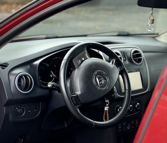 Красный Дачия Сандеро, объемом двигателя 1.5 л и пробегом 220 тыс. км за 7999 $, фото 4 на Automoto.ua