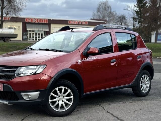 Красный Дачия Сандеро, объемом двигателя 1.5 л и пробегом 220 тыс. км за 7999 $, фото 1 на Automoto.ua