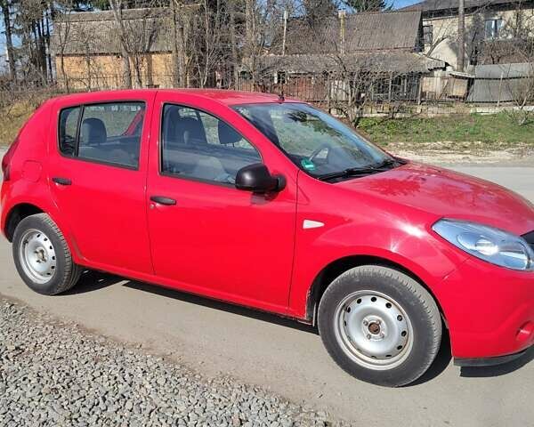 Дачія Sandero, об'ємом двигуна 0 л та пробігом 102 тис. км за 4300 $, фото 2 на Automoto.ua