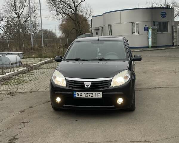 Дачия Сандеро, объемом двигателя 1.6 л и пробегом 200 тыс. км за 4600 $, фото 6 на Automoto.ua