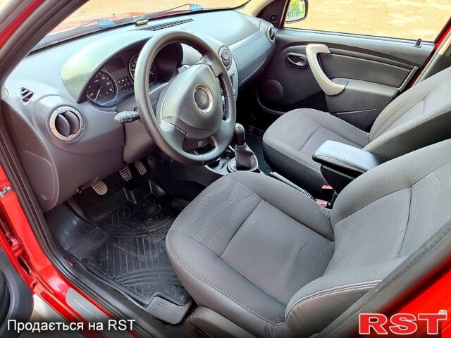 Дачія Sandero, об'ємом двигуна 1.6 л та пробігом 157 тис. км за 6550 $, фото 7 на Automoto.ua