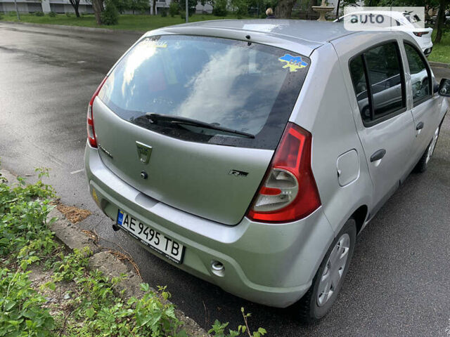 Дачія Sandero, об'ємом двигуна 1.2 л та пробігом 189 тис. км за 5000 $, фото 3 на Automoto.ua