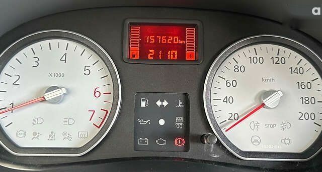 Дачия Сандеро, объемом двигателя 1.6 л и пробегом 157 тыс. км за 5450 $, фото 13 на Automoto.ua