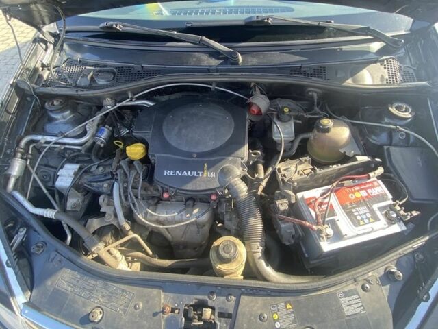 Серый Дачия Сандеро, объемом двигателя 1.6 л и пробегом 202 тыс. км за 4800 $, фото 5 на Automoto.ua