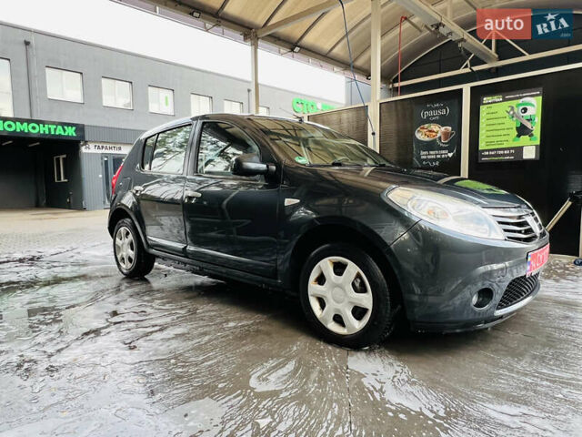 Дачія Sandero 2008 у Буче на Automoto.ua Сірий Дачія Sandero, об'ємом двигуна 1.6 л та пробігом 167 тис. км за 5499 $, фото 3 на Automoto.ua