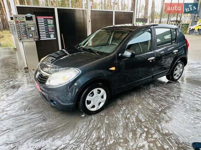 Дачія Sandero 2008 у Буче на Automoto.ua Сірий Дачія Sandero, об'ємом двигуна 1.6 л та пробігом 167 тис. км за 5499 $, фото 4 на Automoto.ua