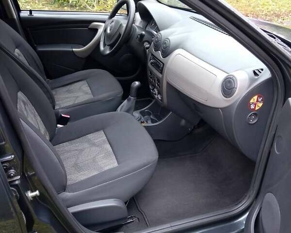 Дачія Sandero 2008 у Конотопе на Automoto.ua Сірий Дачія Sandero, об'ємом двигуна 1.4 л та пробігом 184 тис. км за 4700 $, фото 26 на Automoto.ua