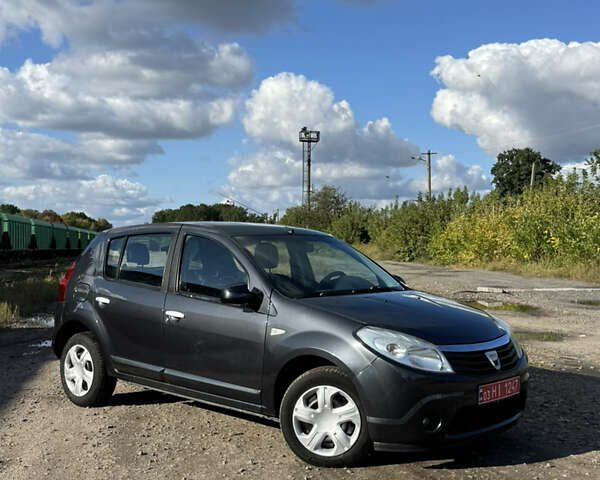 Сірий Дачія Sandero, об'ємом двигуна 1.4 л та пробігом 173 тис. км за 5500 $, фото 10 на Automoto.ua