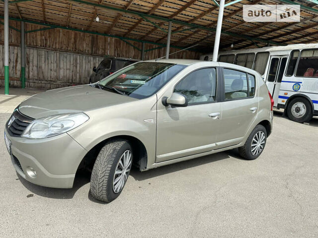 Сірий Дачія Sandero, об'ємом двигуна 1.39 л та пробігом 224 тис. км за 5200 $, фото 17 на Automoto.ua