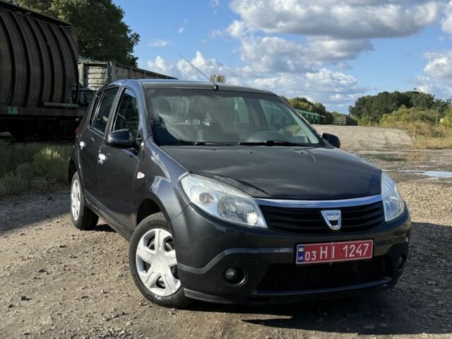 Серый Дачия Сандеро, объемом двигателя 1.4 л и пробегом 173 тыс. км за 5400 $, фото 14 на Automoto.ua