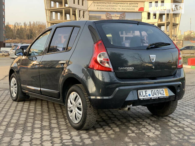 Сірий Дачія Sandero, об'ємом двигуна 1.6 л та пробігом 170 тис. км за 5400 $, фото 7 на Automoto.ua