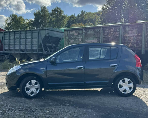 Сірий Дачія Sandero, об'ємом двигуна 1.4 л та пробігом 173 тис. км за 5500 $, фото 3 на Automoto.ua