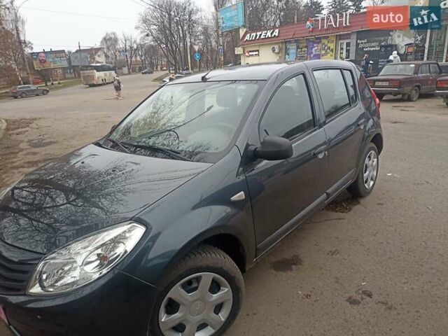Серый Дачия Сандеро, объемом двигателя 1.4 л и пробегом 188 тыс. км за 5200 $, фото 2 на Automoto.ua