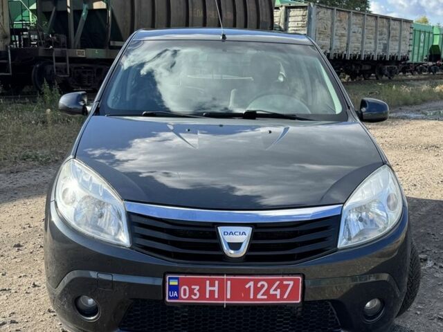 Серый Дачия Сандеро, объемом двигателя 1.4 л и пробегом 173 тыс. км за 5400 $, фото 1 на Automoto.ua
